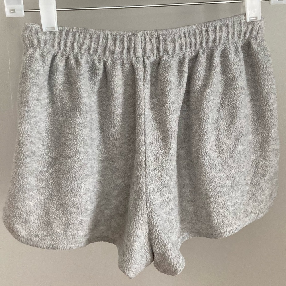 ❌SOLD Colsie Gray Fleece Pajama/Lounge Shorts - Picture 3 of 5
